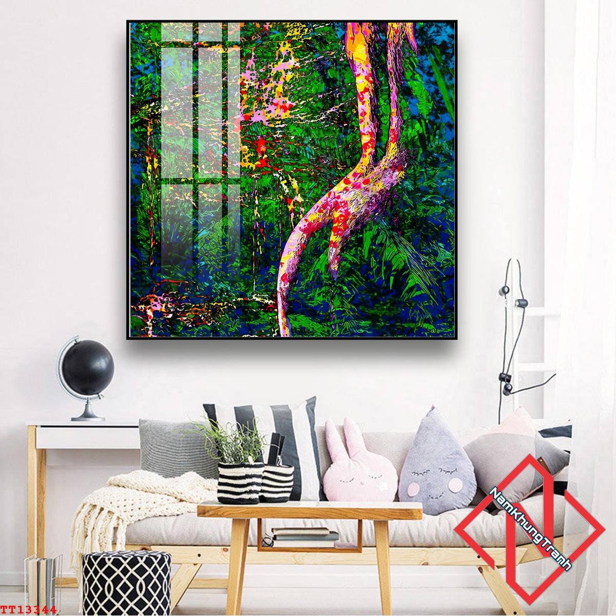 n&ecirc;n mua tranh tr&aacute;ng gương hay canvas